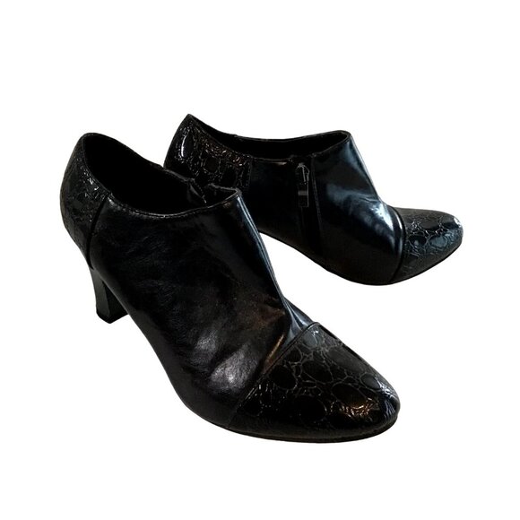Monroe & Main Black Embossed Leather Heeled Ankle Boots With Side Zippers Womens - Picture 2 of 7